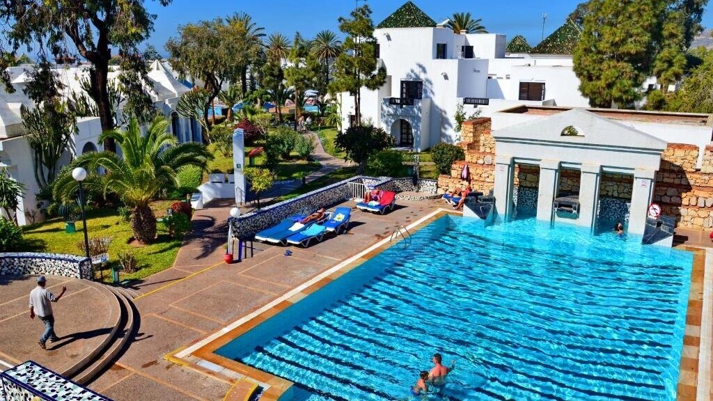 Hotel El Pueblo Tamlelt